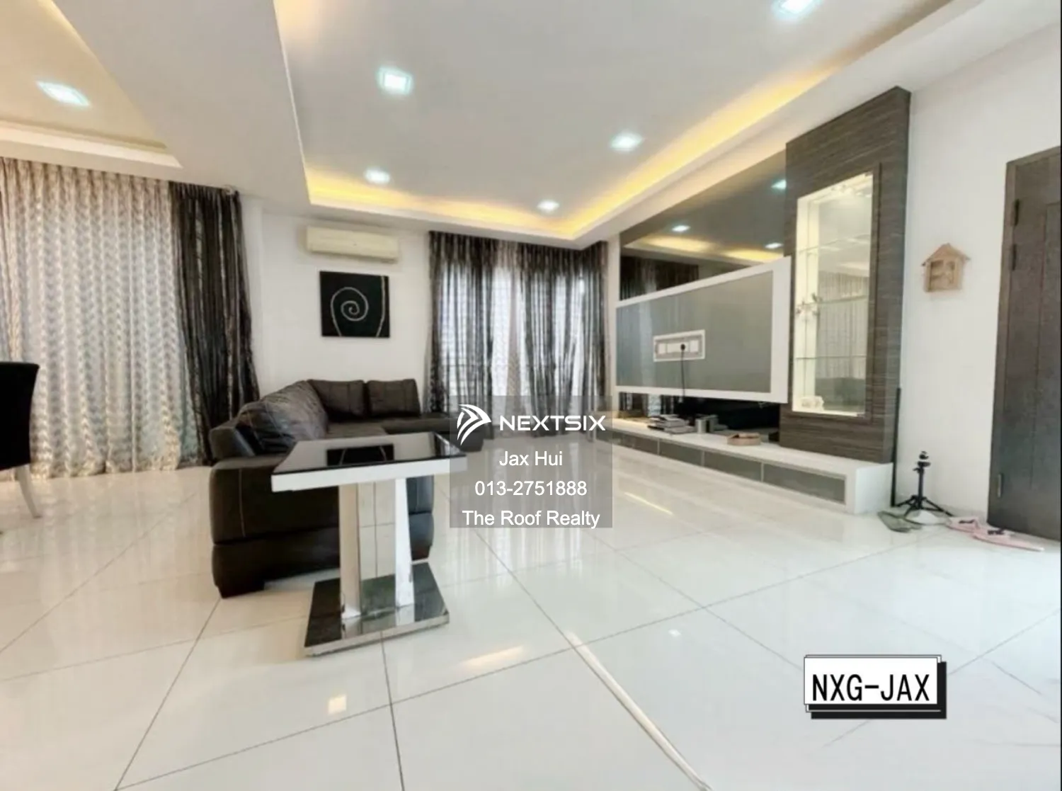 Semi-detached House For Sale in Bandar Botanic Selangor