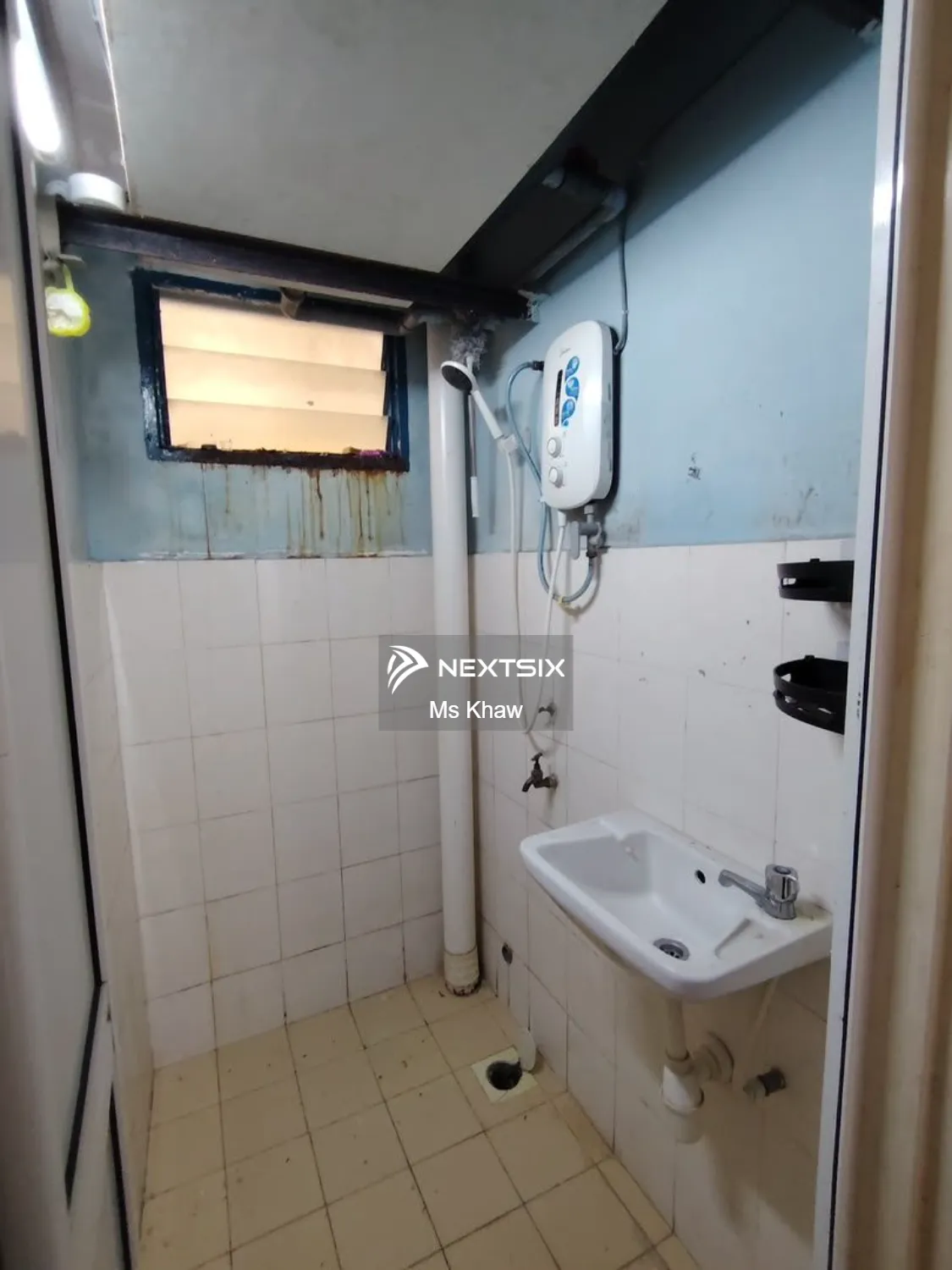 Flat For Sale in Ulu Tiram Johor - Image 4