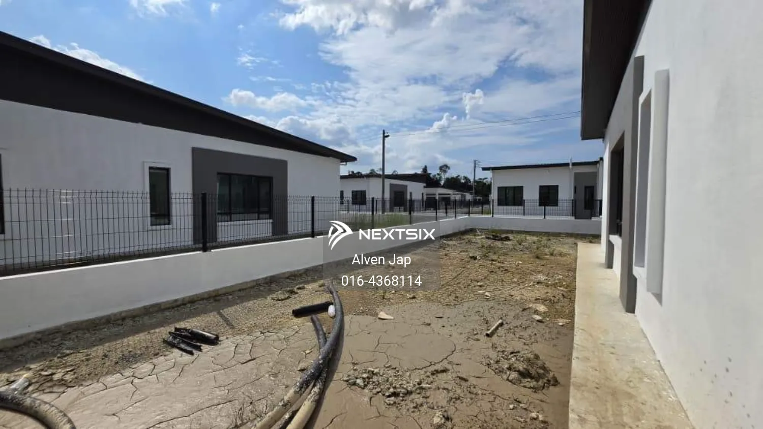 1-sty Terrace/Link House For Sale in Kuching Sarawak - Image 10