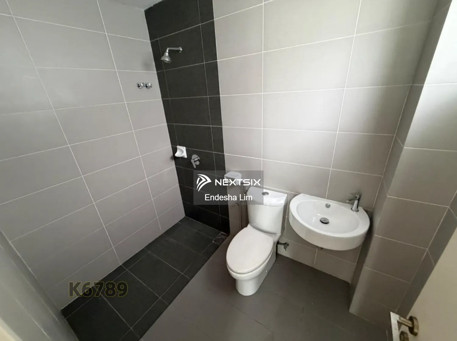 Bungalow For Sale in Bandar Bukit Tinggi Selangor - Image 9