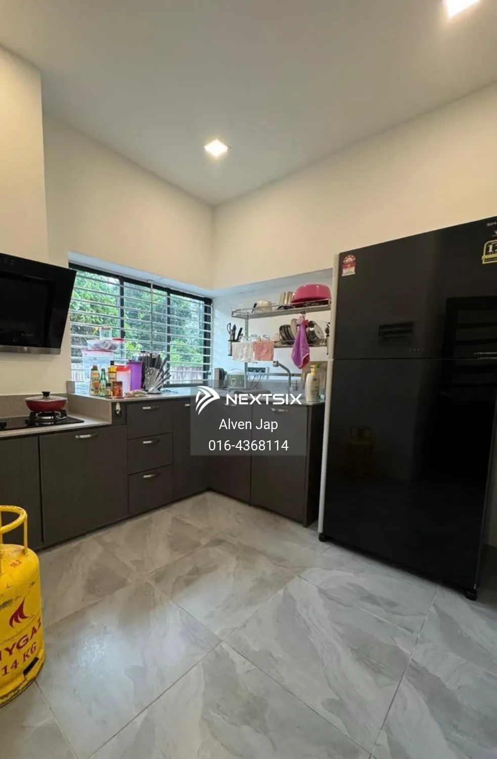 1-sty Terrace/Link House For Sale in Kuching Sarawak - Image 3