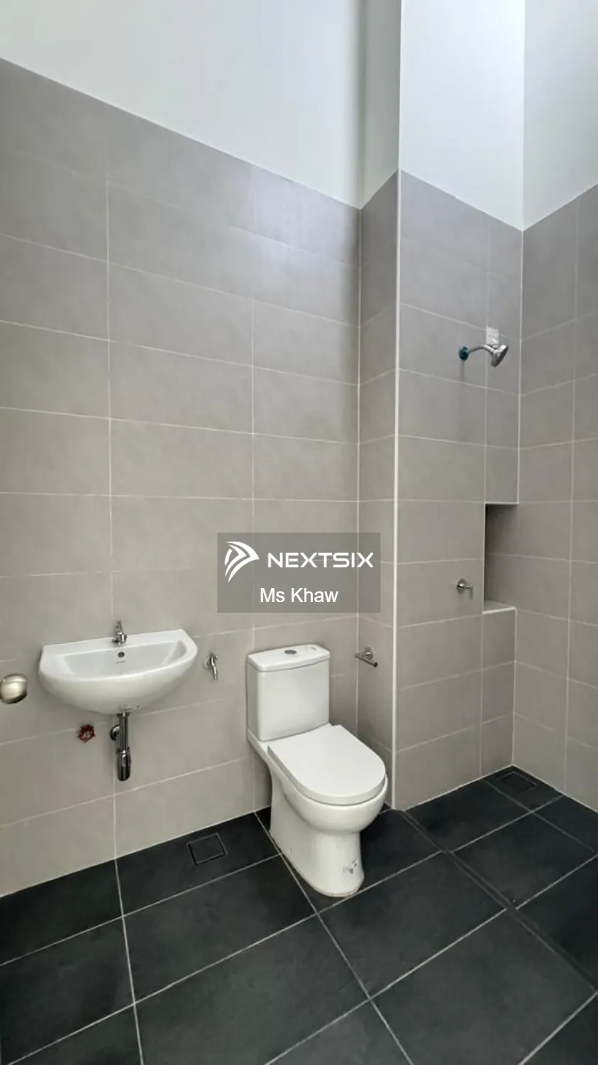 2-sty Terrace/Link House For Sale in Johor Bahru Johor - Image 9