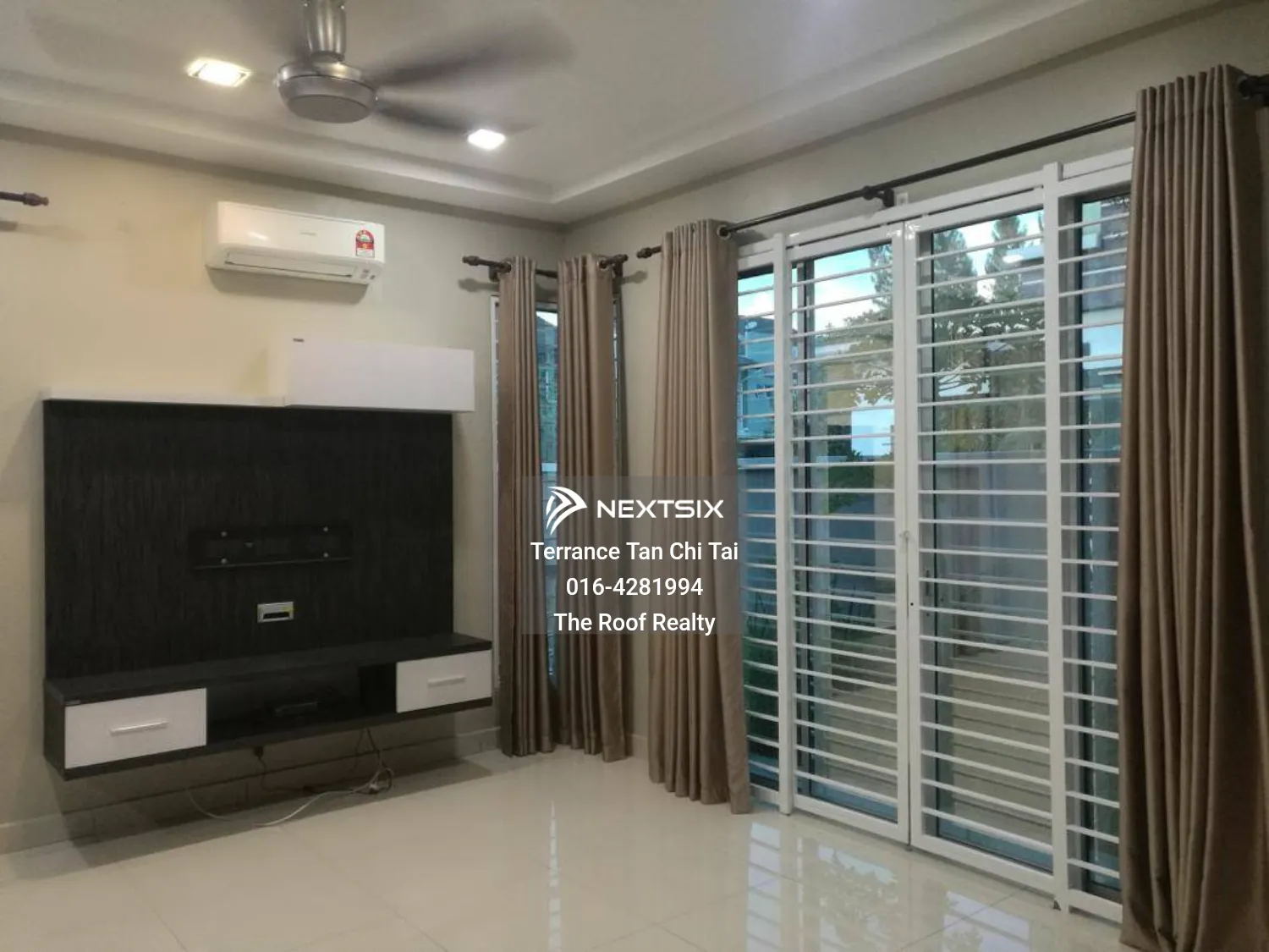 Semi-detached House For Rent in Klang Selangor