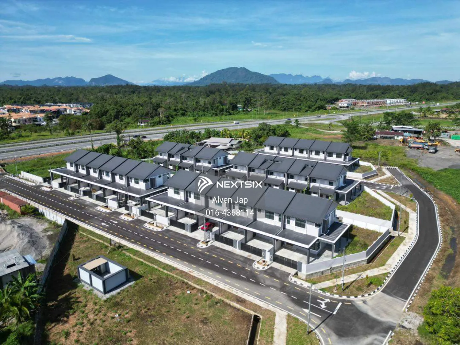 2-sty Terrace/Link House For Sale in Kuching Sarawak - Image 3