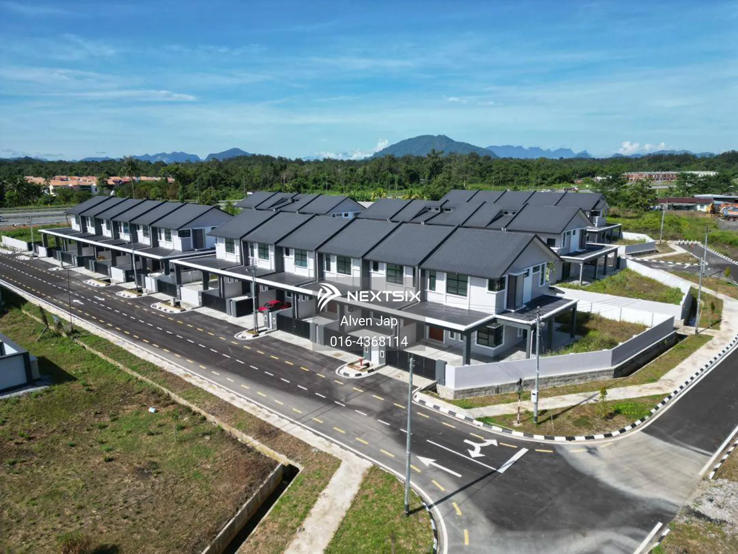 2-sty Terrace/Link House For Sale in Kuching Sarawak - Image 4