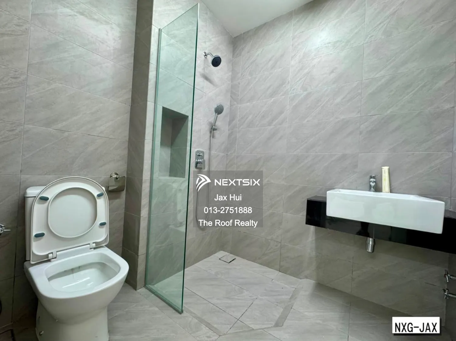 Semi-detached House For Sale in Setia Alam Selangor - Image 12