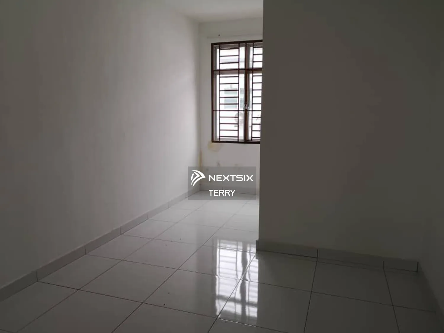 2-sty Terrace/Link House For Sale in Ulu Tiram Johor - Image 4