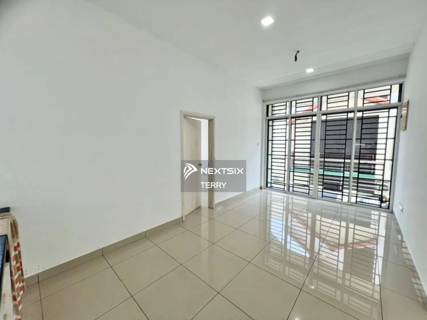 Semi-detached House For Sale in Johor Bahru Johor - Image 10