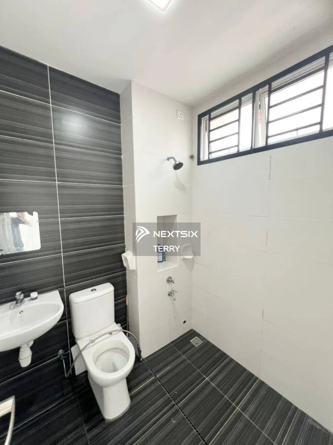 Semi-detached House For Sale in Johor Bahru Johor - Image 14