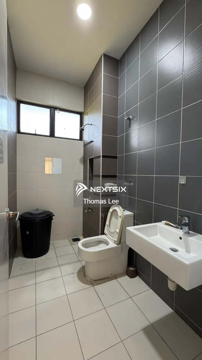 Semi-detached House For Sale in Iskandar Puteri (Nusajaya) Johor - Image 8