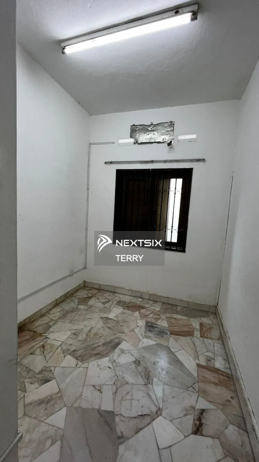 2-sty Terrace/Link House For Sale in Johor Bahru Johor - Image 11