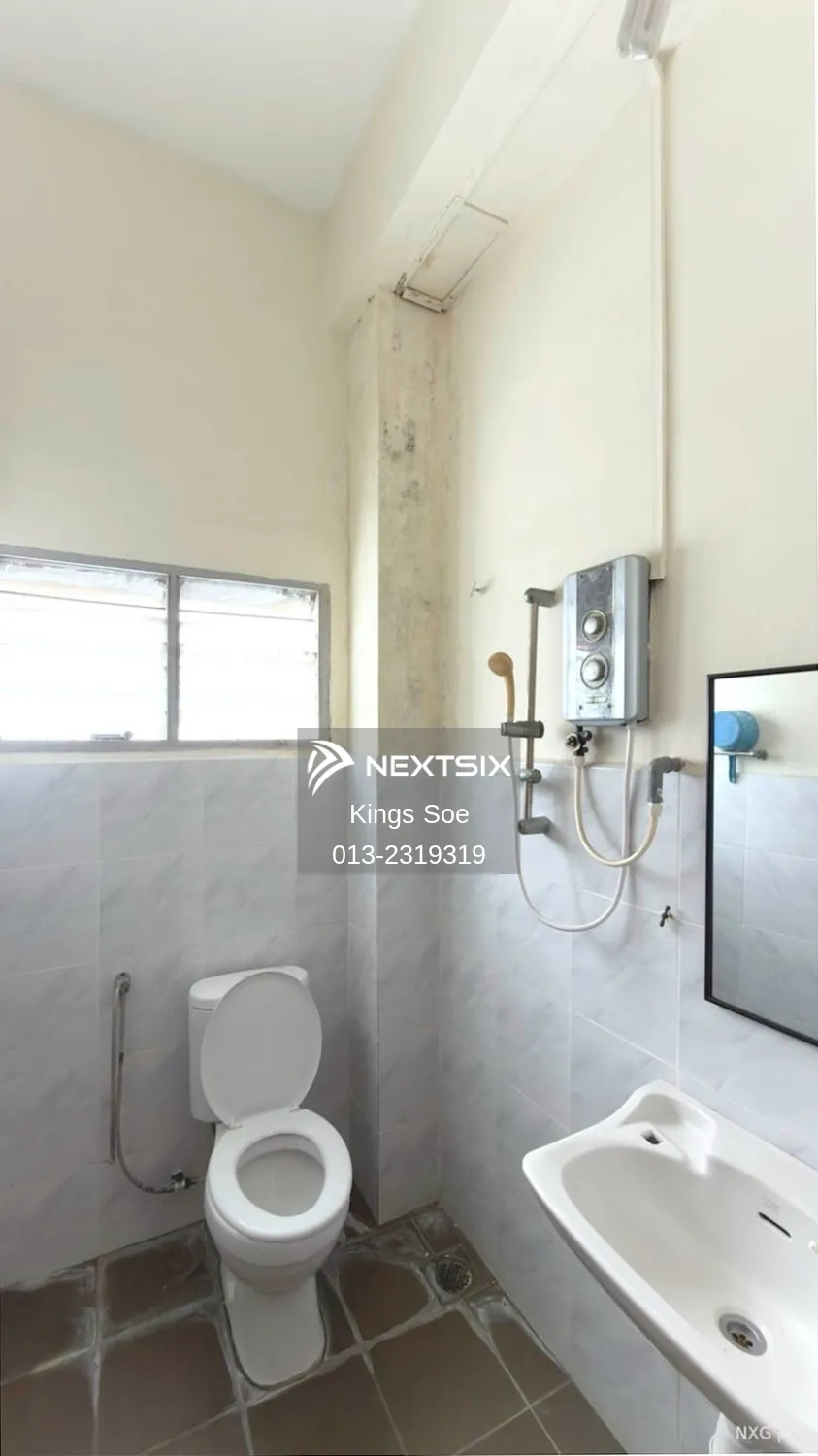 2-sty Terrace/Link House For Sale in Klang Selangor - Image 6