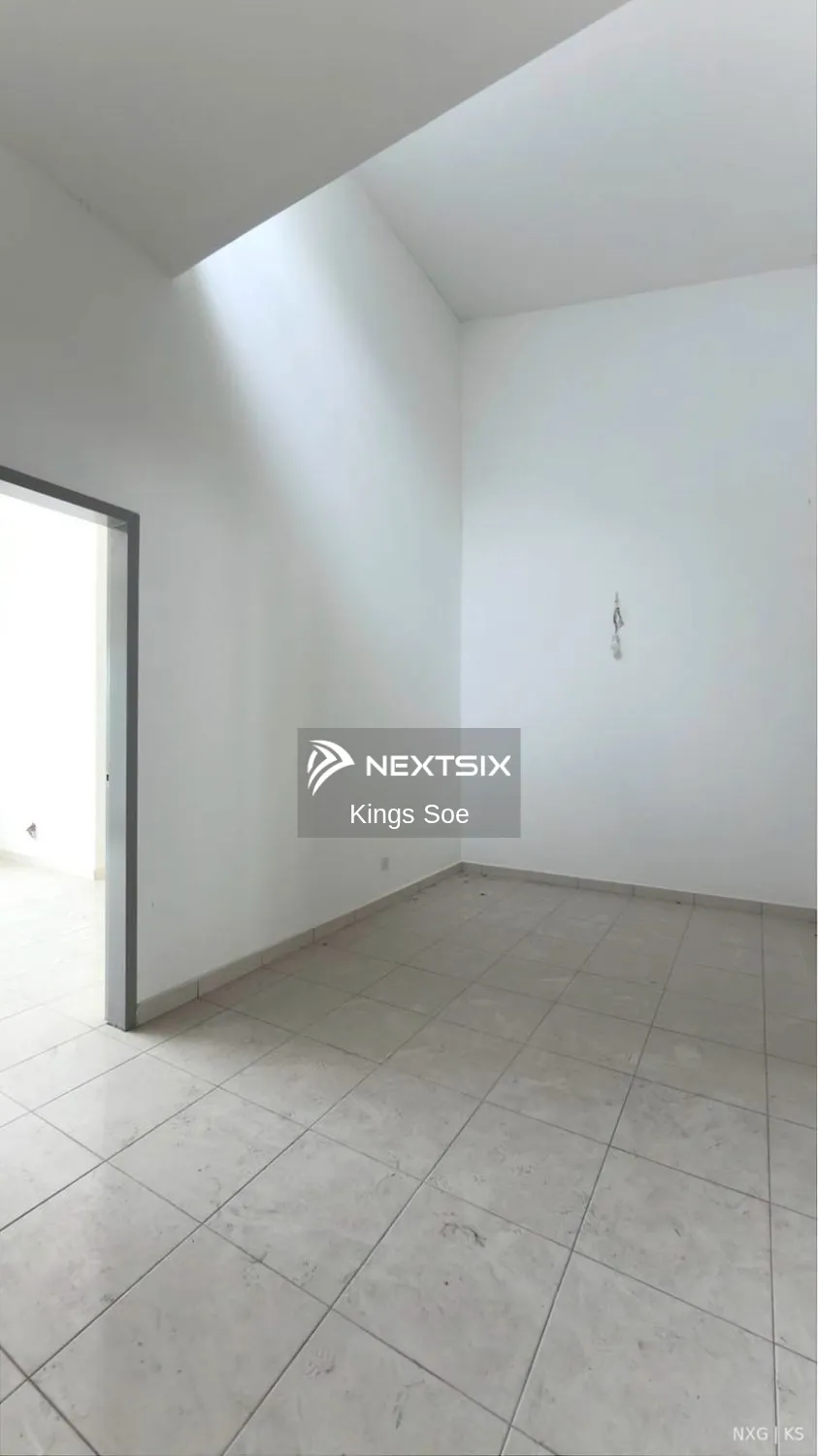 2-sty Terrace/Link House For Sale in Bandar Puncak Alam Selangor - Image 7