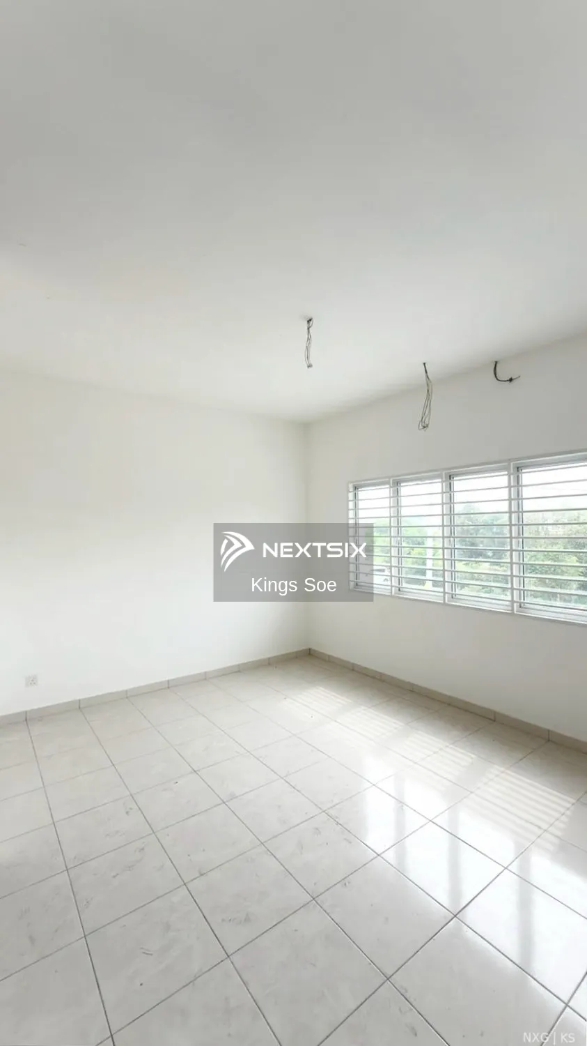 2-sty Terrace/Link House For Sale in Bandar Puncak Alam Selangor - Image 8