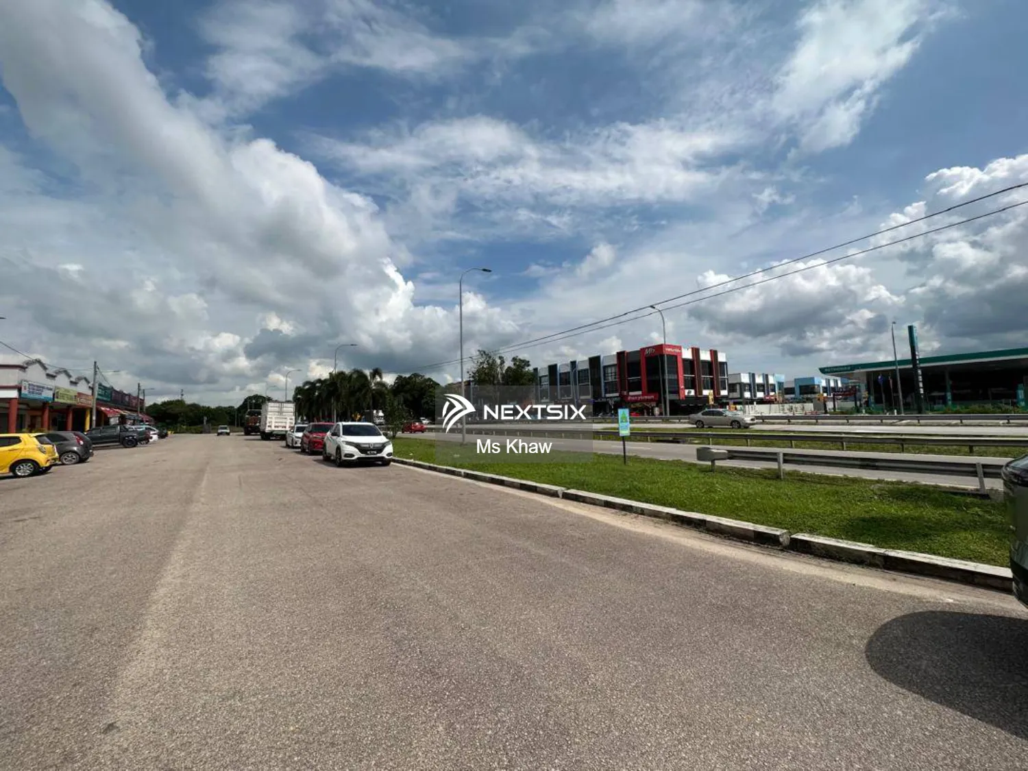 Shop For Sale in Pekan Nanas Johor - Image 17