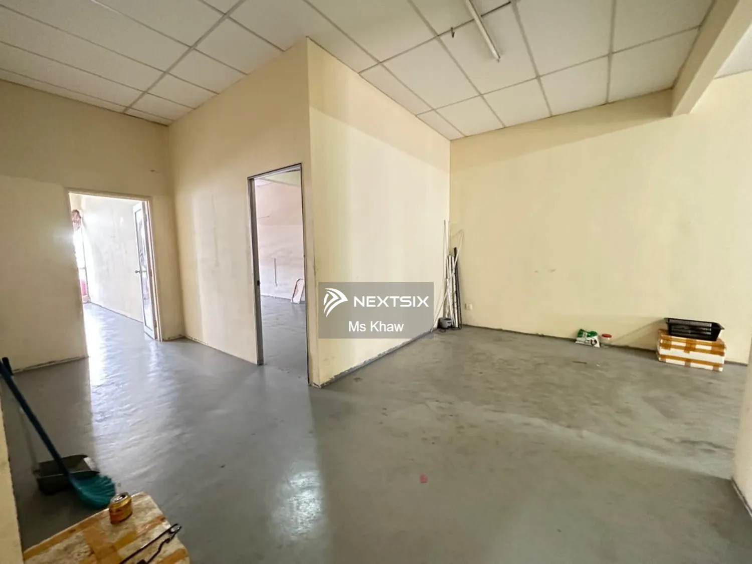 Shop For Sale in Pekan Nanas Johor - Image 4