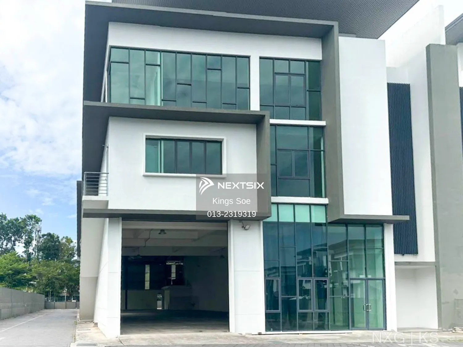 Semi-D Factory For Sale in Rawang Selangor