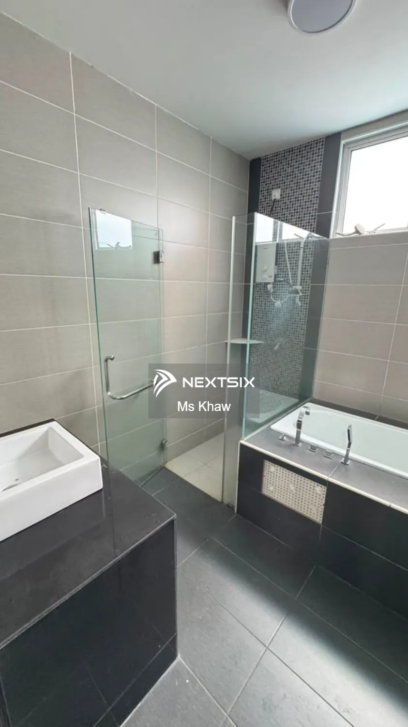 3-sty Terrace/Link House For Sale in Iskandar Puteri (Nusajaya) Johor - Image 7