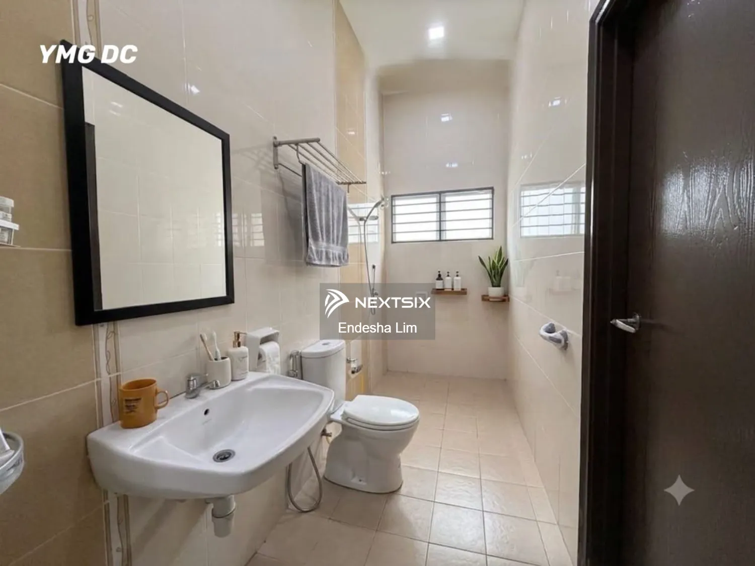 Semi-detached House For Sale in Klang Selangor - Image 10