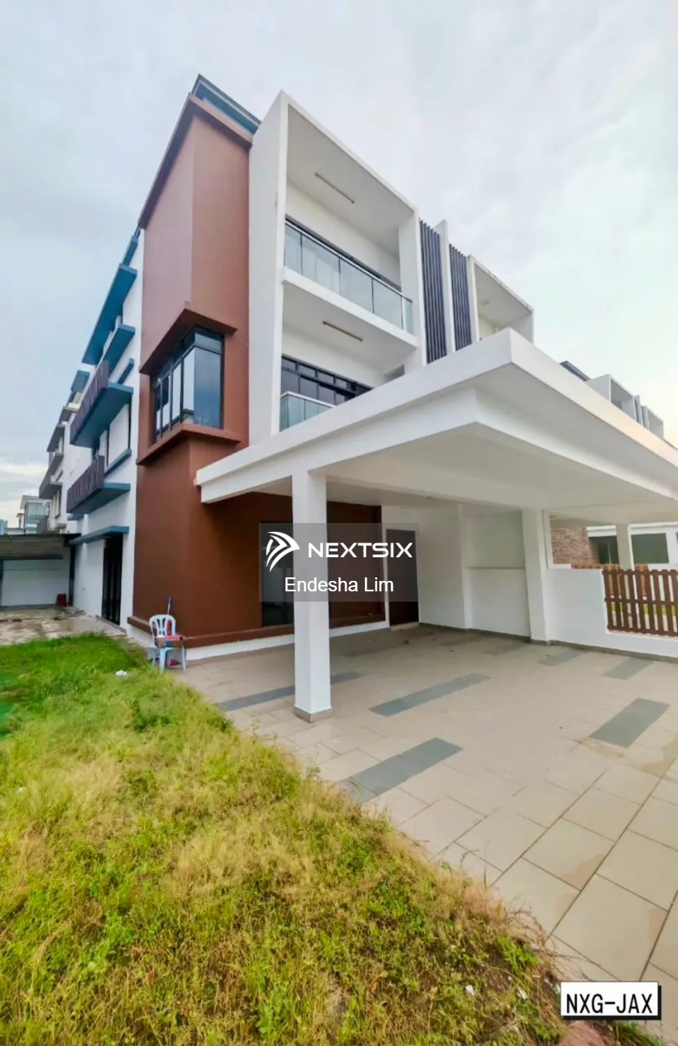 Semi-detached House For Sale in Setia Alam Selangor