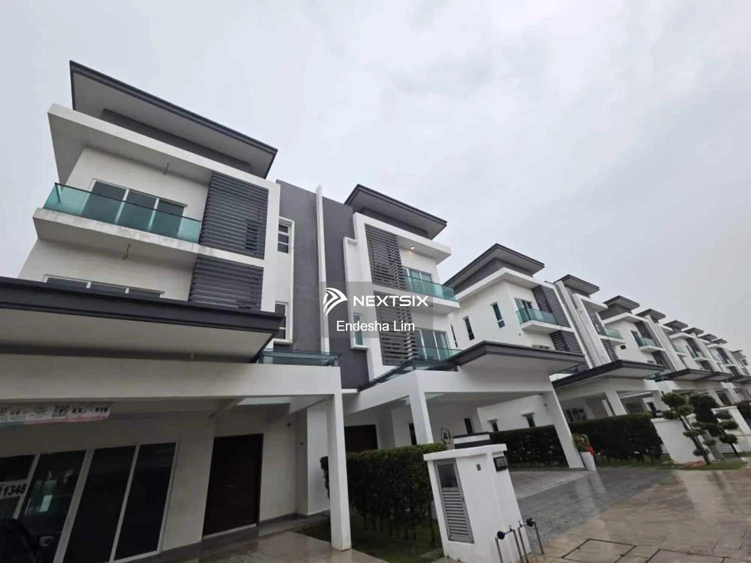 Semi-detached House For Sale in Bandar Bukit Raja Selangor