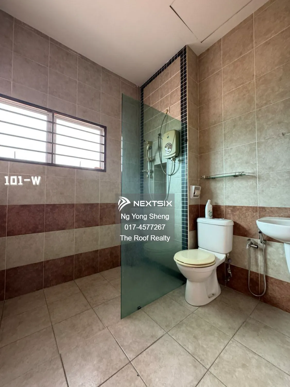 Semi-detached House For Sale in Aman Perdana Selangor - Image 10