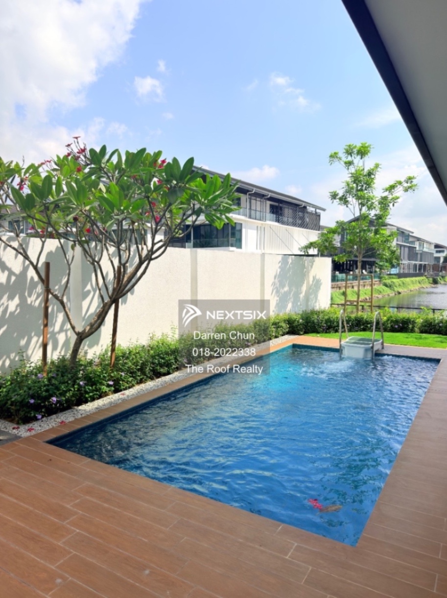 Bungalow For Sale in Senibong Johor - Image 7