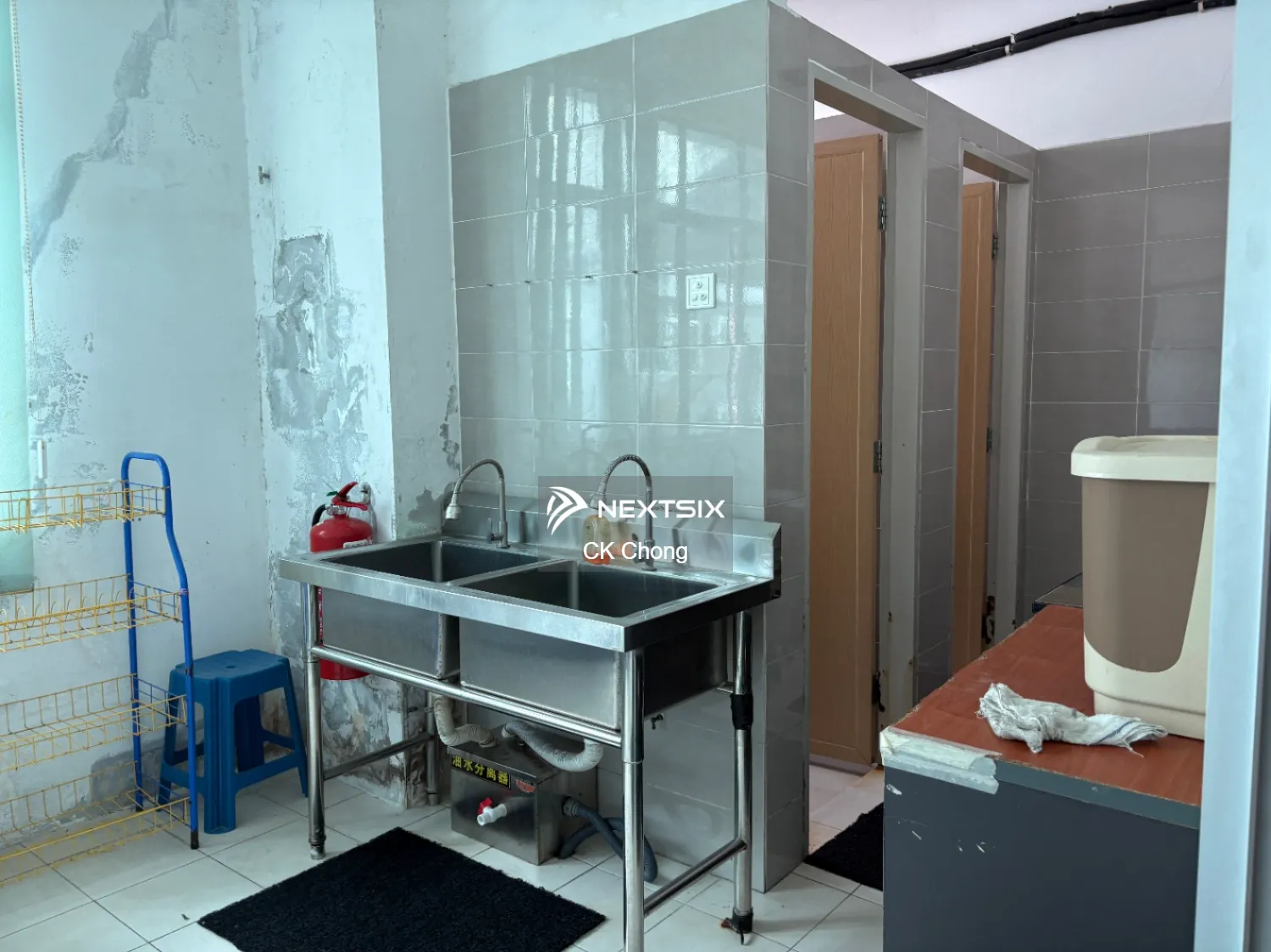 Shop Office For Rent in Seri Kembangan Selangor - Image 11