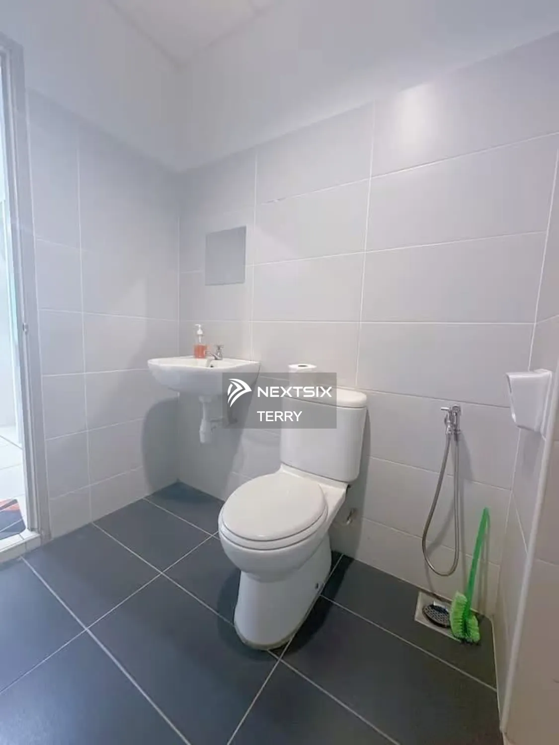 Serviced Residence For Sale in Tebrau Johor - Image 6