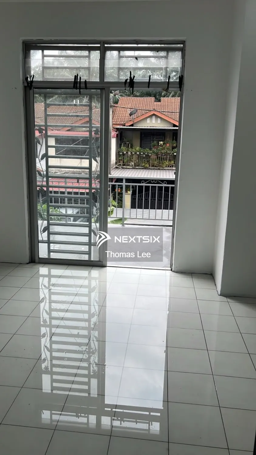 2-sty Terrace/Link House For Sale in Kulai Johor - Image 7