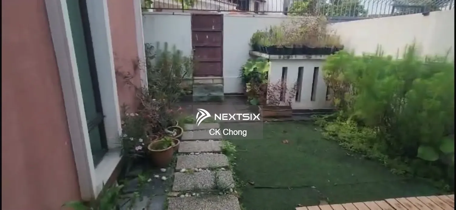 Semi-detached House For Sale in Sri Petaling Wilayah Persekutuan Kuala Lumpur - Image 7