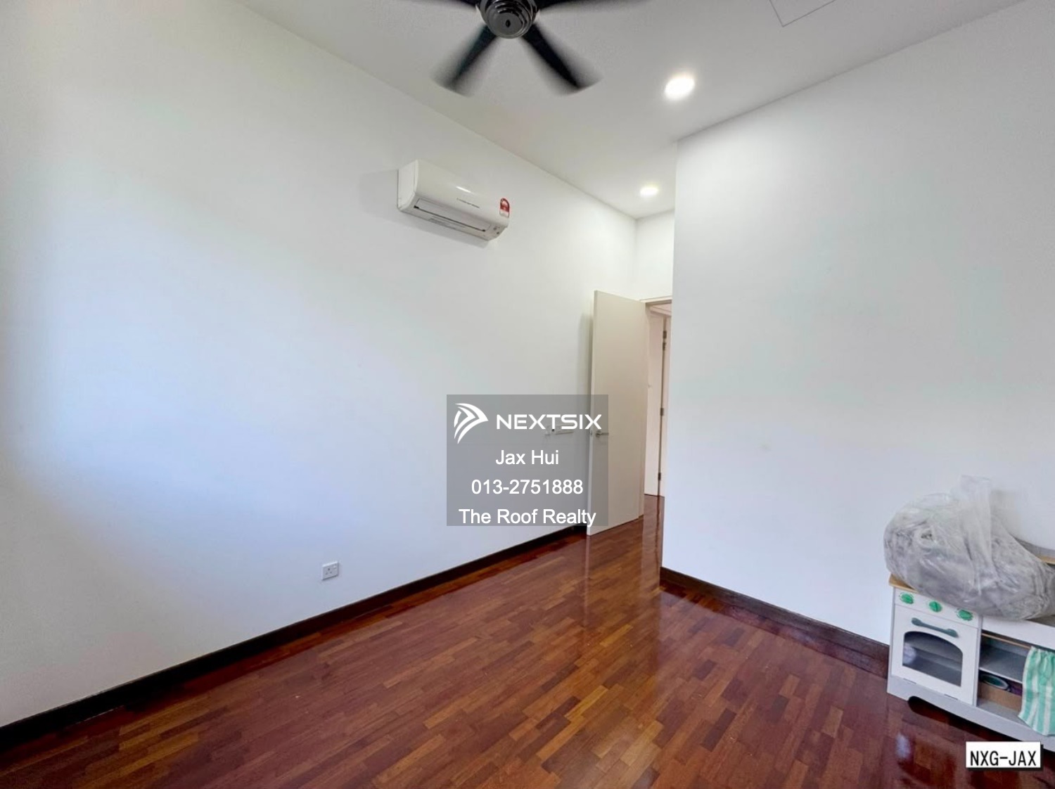 Semi-detached House For Sale in Setia Alam Selangor - Image 9