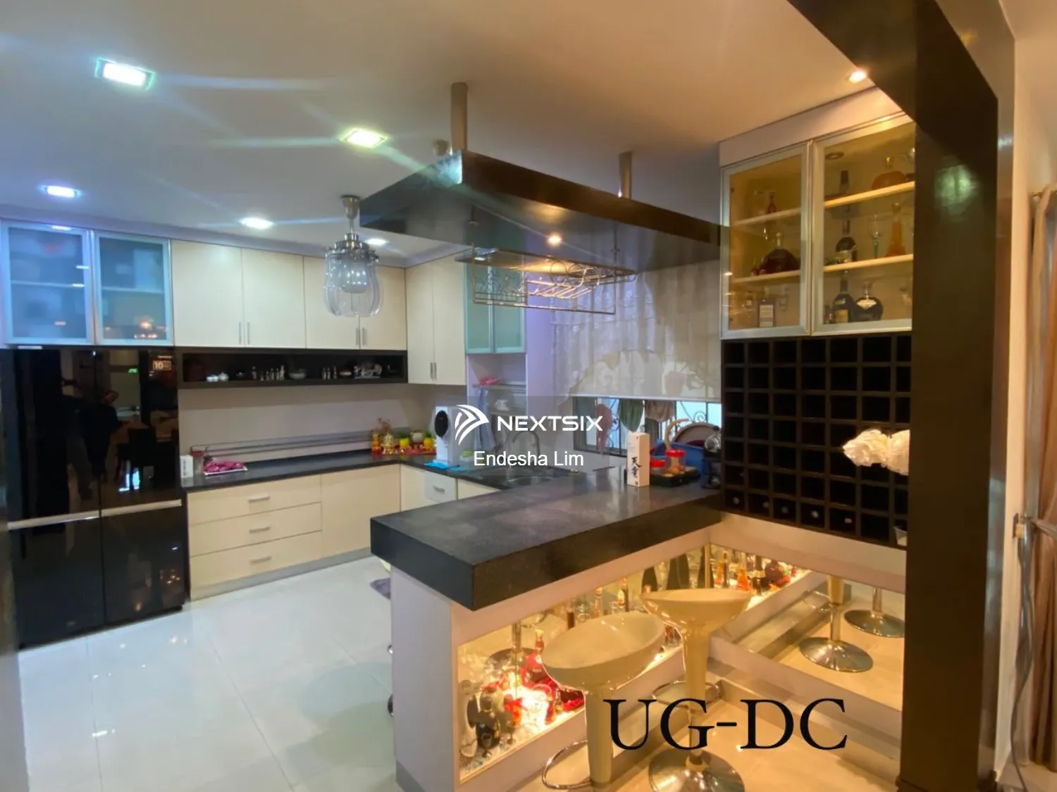Semi-detached House For Sale in Bandar Botanic Selangor - Image 9