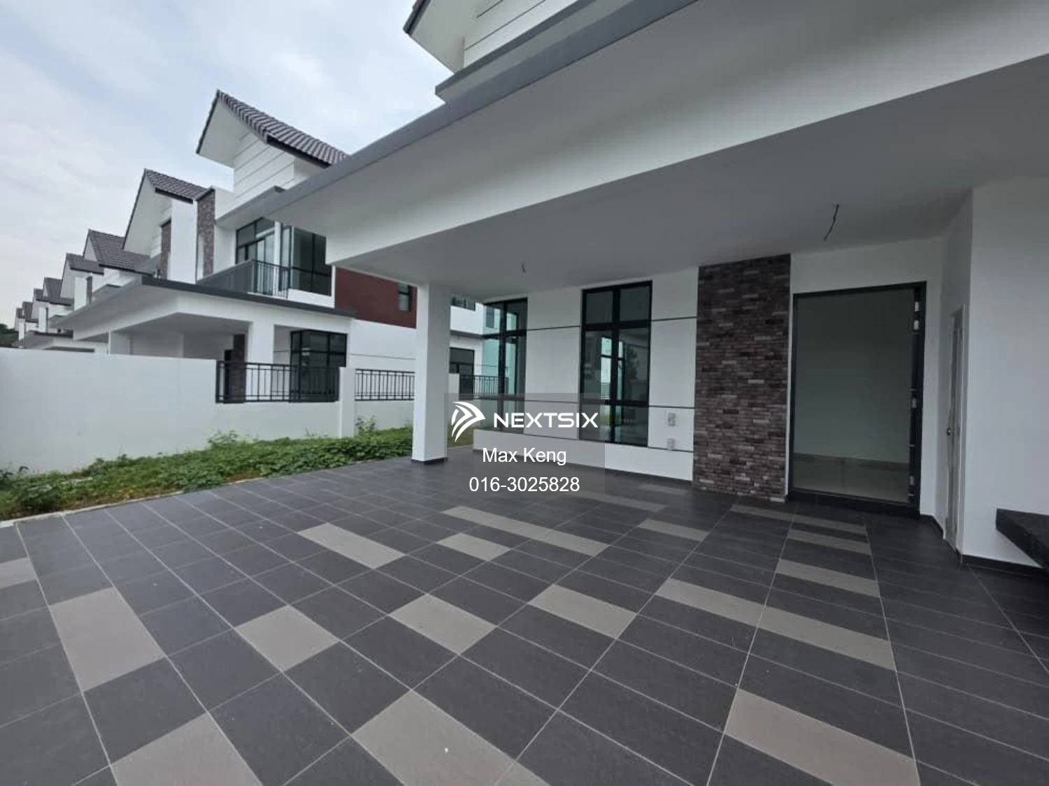 Semi-detached House For Sale in Gelang Patah Johor - Image 2