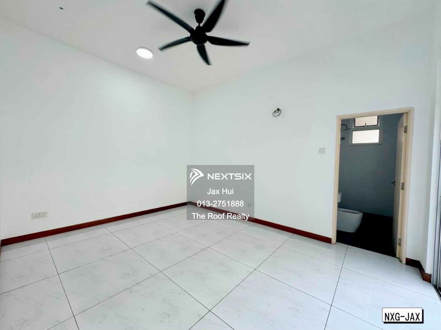 3-sty Superlink House For Sale in Setia Alam Selangor - Image 10