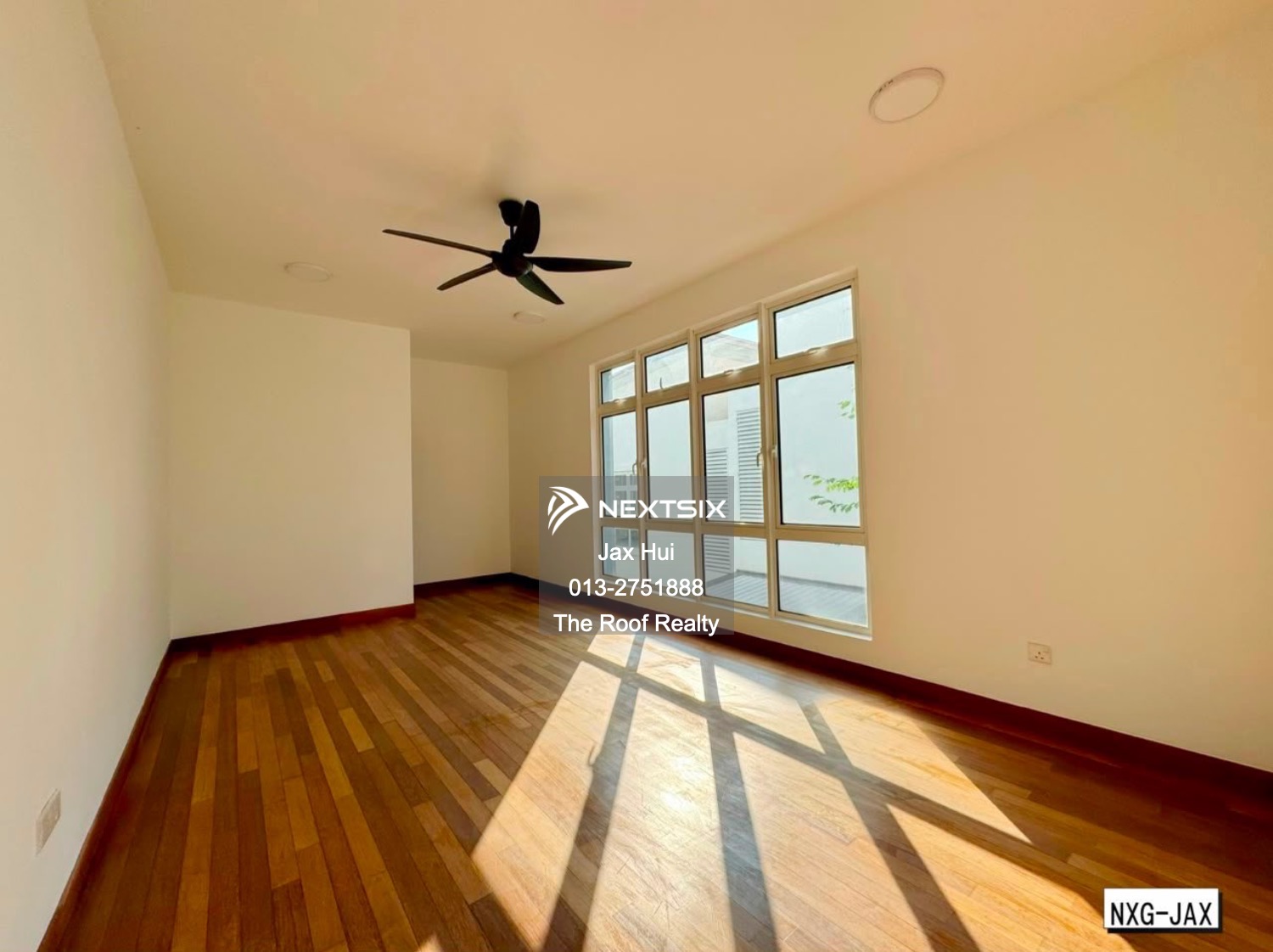 3-sty Superlink House For Sale in Setia Alam Selangor - Image 11