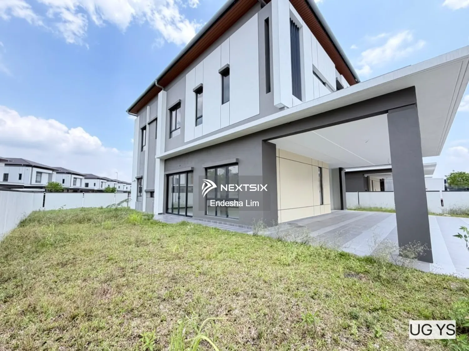 Semi-detached House For Sale in Telok Panglima Garang Selangor