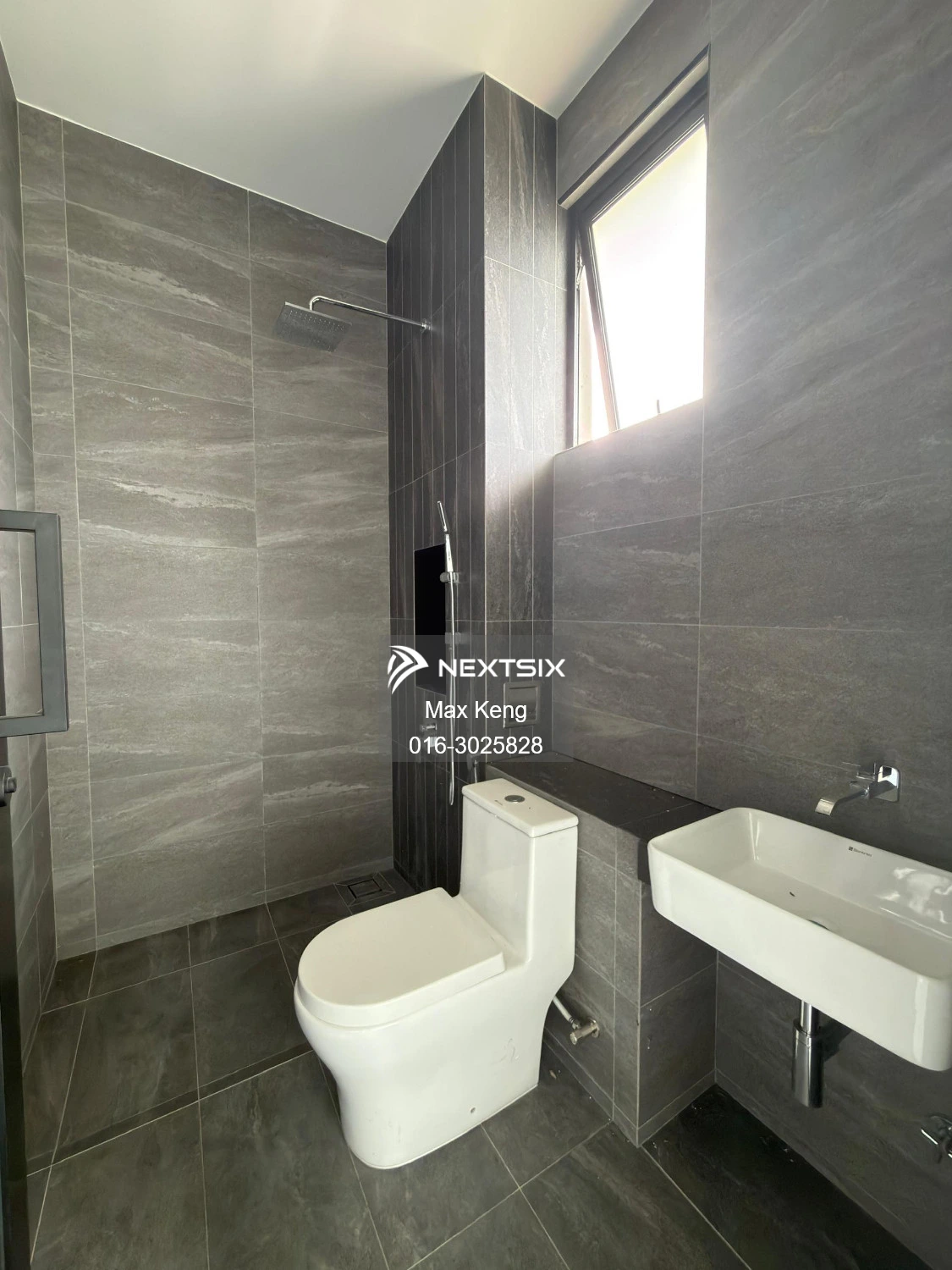 Semi-detached House For Sale in Setia Tropika Johor - Image 17