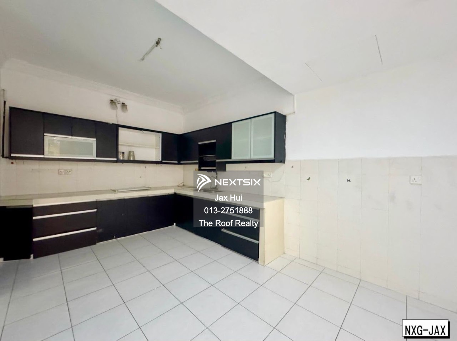 Semi-detached House For Sale in Aman Perdana Selangor - Image 4