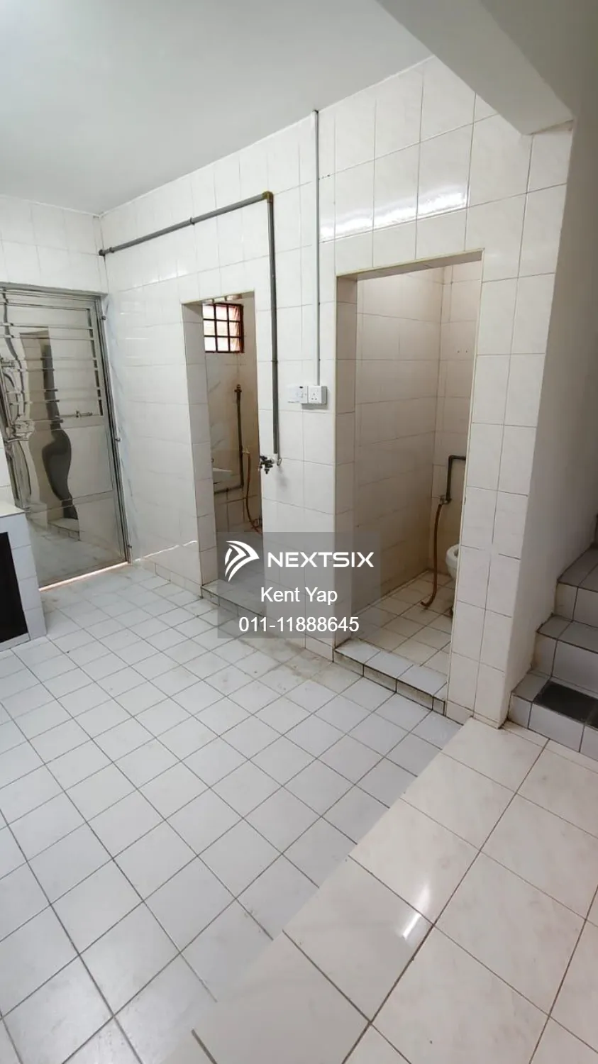 2-sty Terrace/Link House For Rent in Ulu Tiram Johor - Image 5