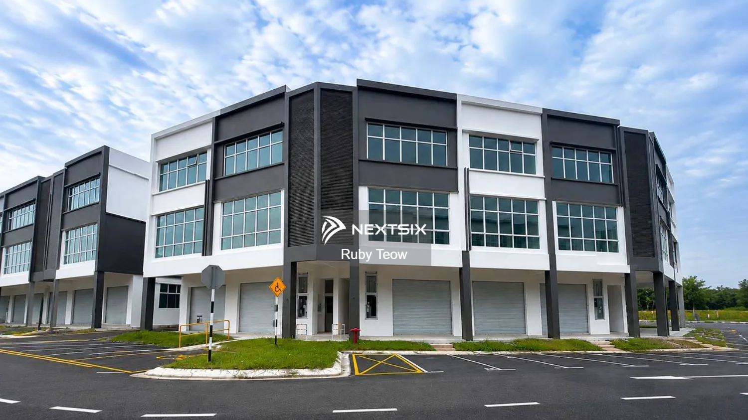 Shop For Rent in Gelang Patah Johor