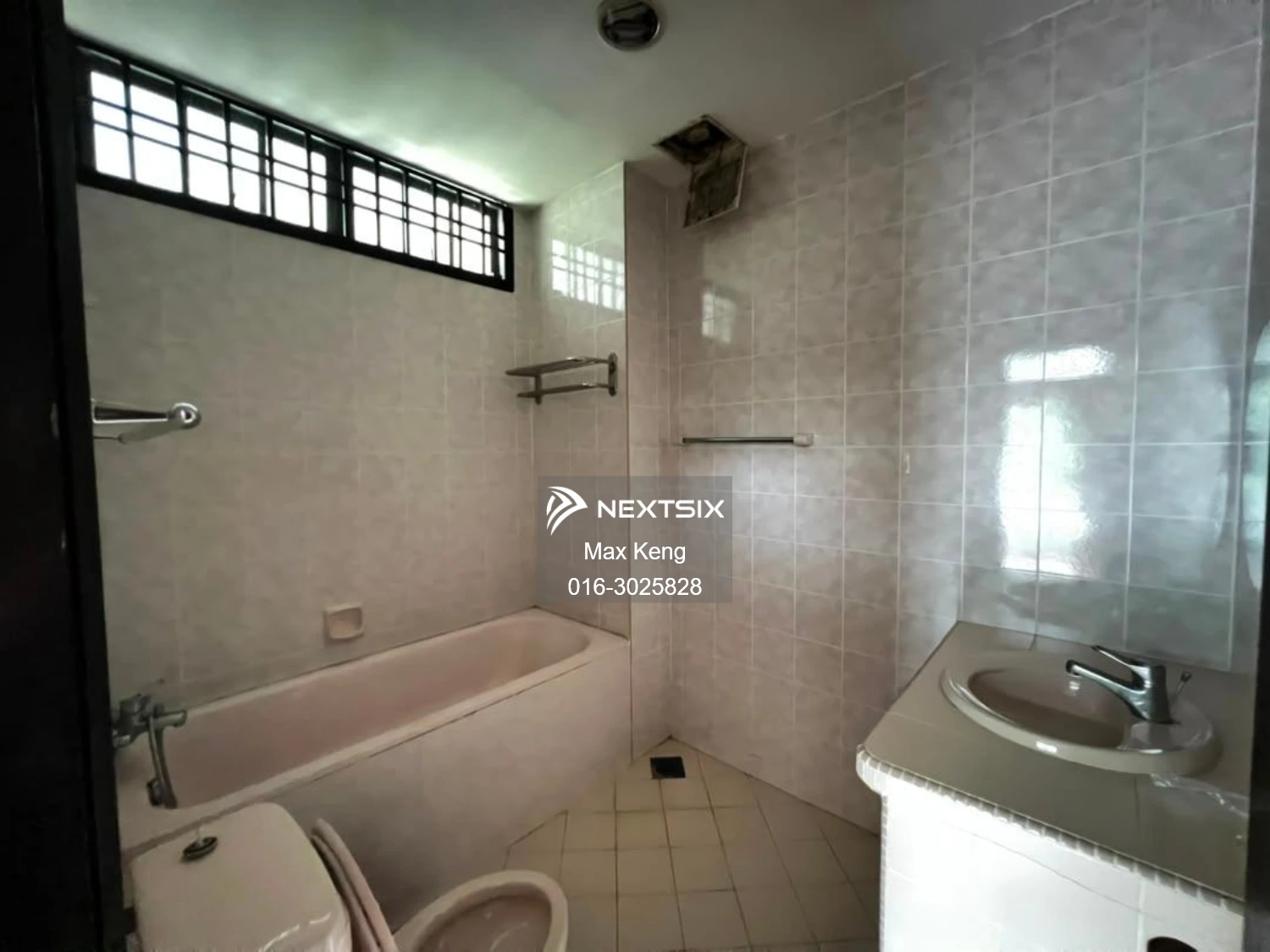 Bungalow For Sale in Senai Johor - Image 11