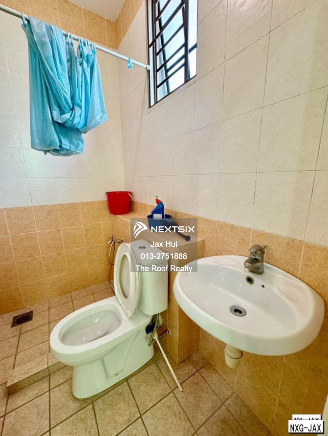 Semi-detached House For Sale in Bandar Bukit Tinggi Selangor - Image 11