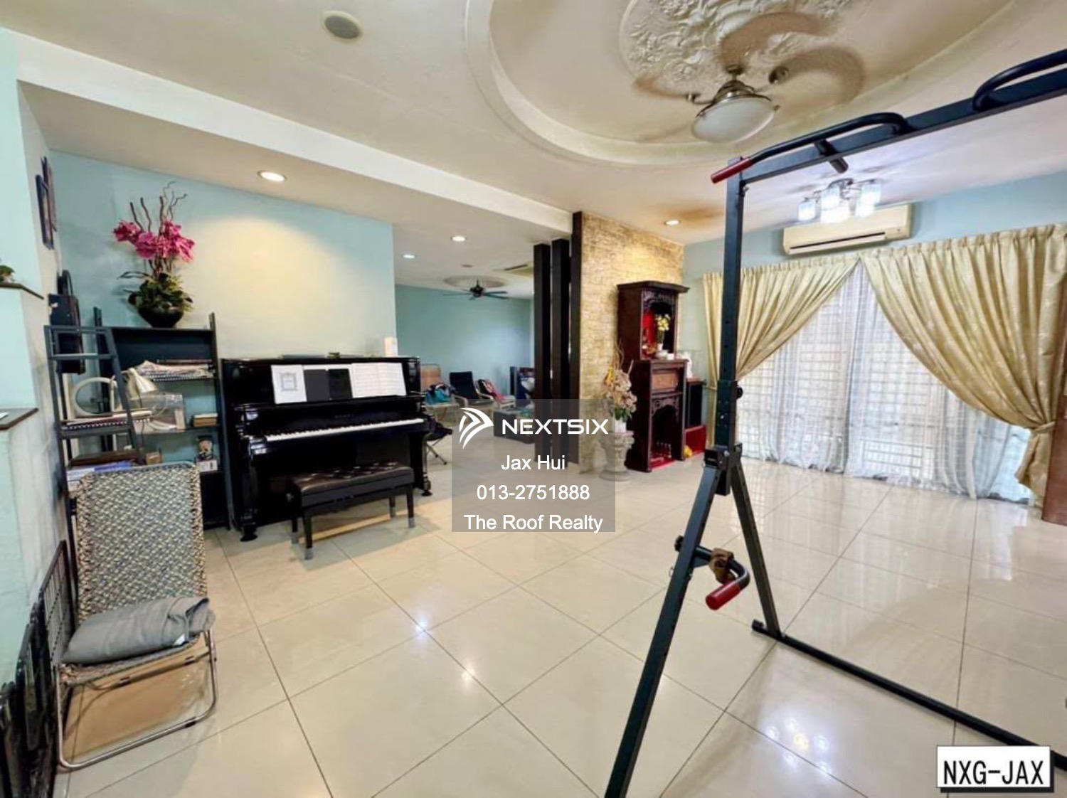 Semi-detached House For Sale in Bandar Bukit Tinggi Selangor - Image 3