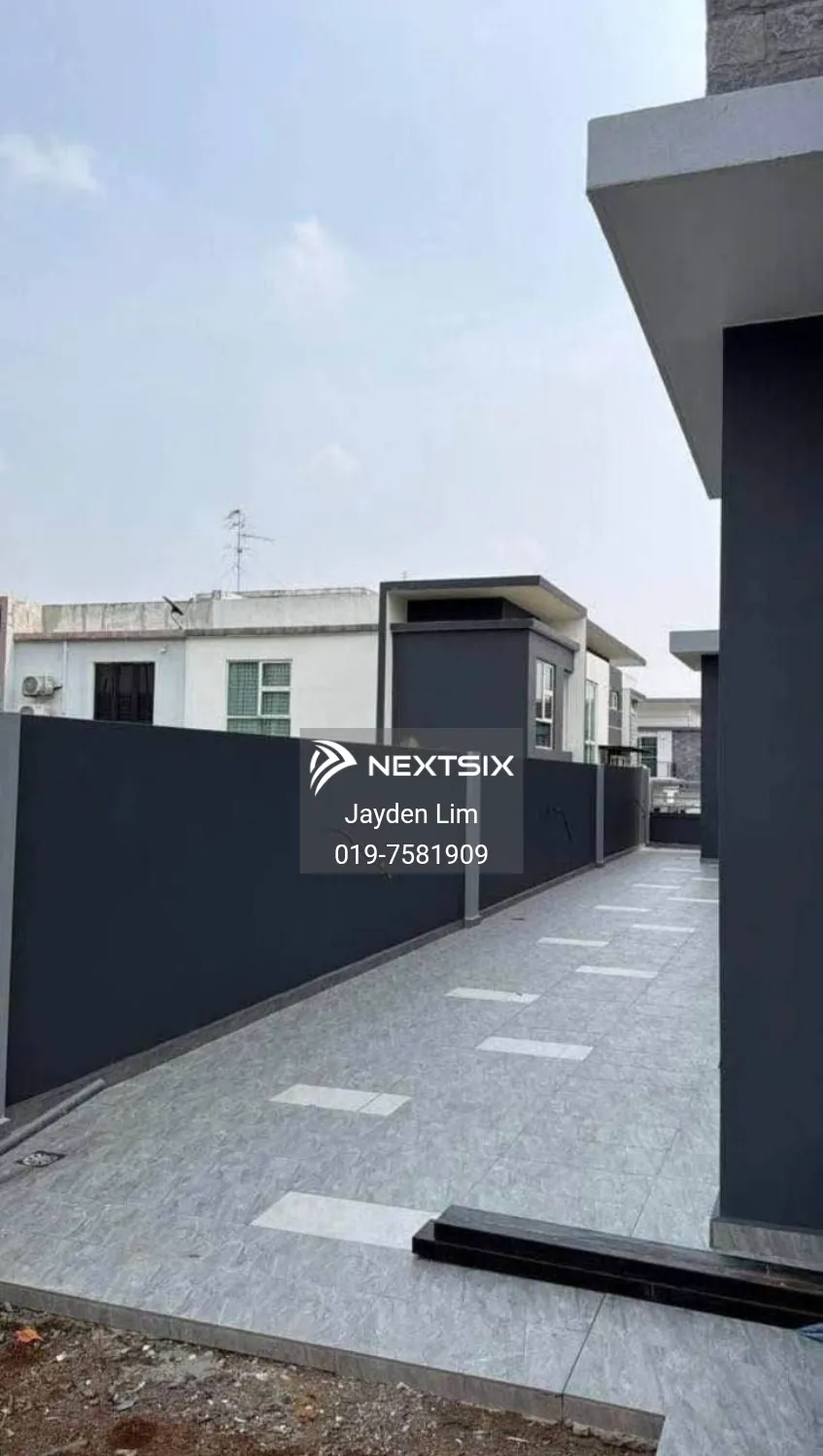 Semi-detached House For Sale in Johor Bahru Johor - Image 7