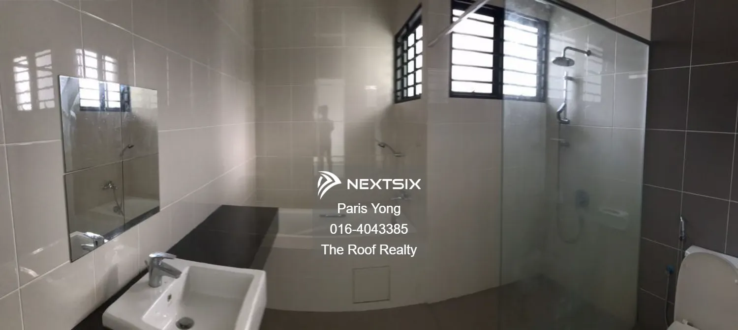 Semi-detached House For Sale in Setia Alam Selangor - Image 9