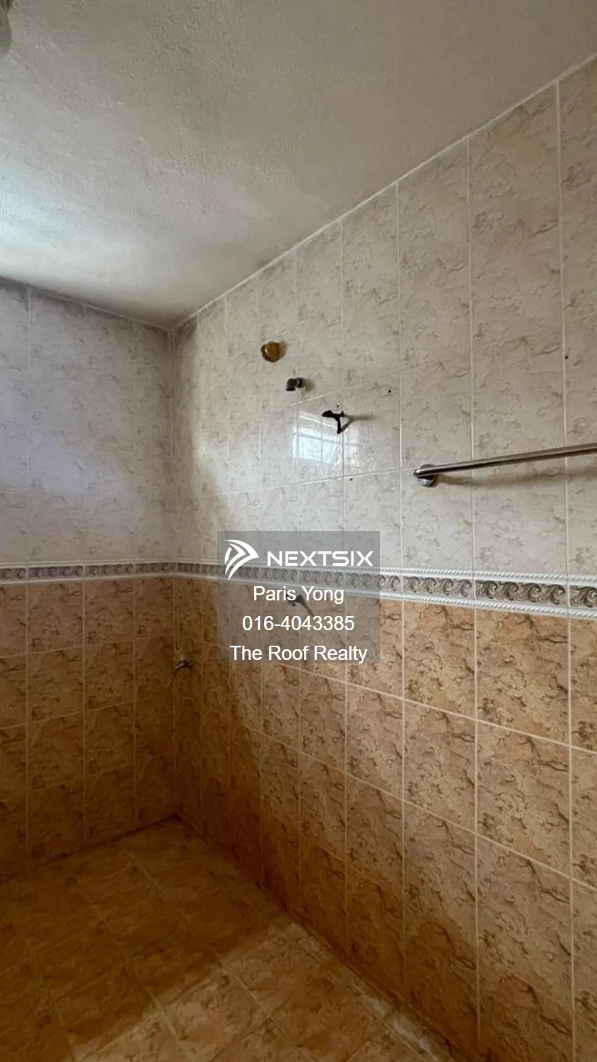 2-sty Terrace/Link House For Rent in Bandar Bukit Tinggi Selangor - Image 11