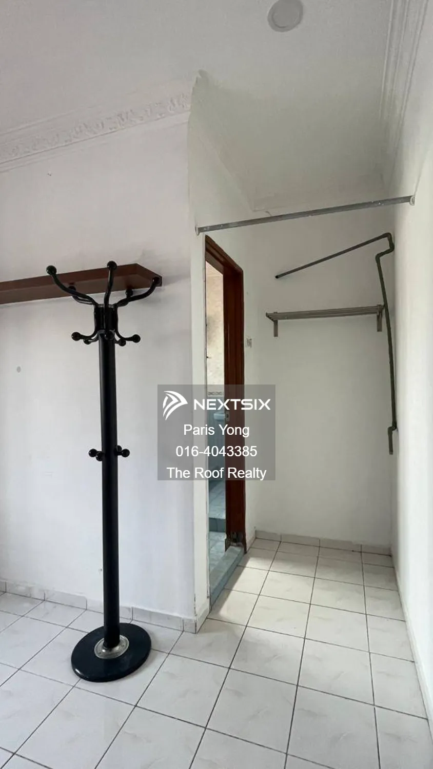2-sty Terrace/Link House For Rent in Bandar Bukit Tinggi Selangor - Image 5