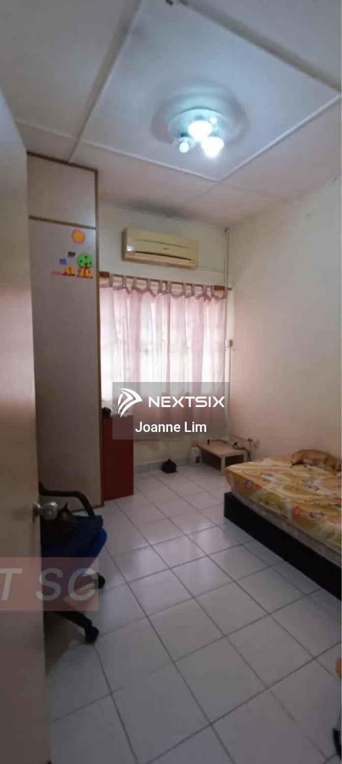 2-sty Terrace/Link House For Sale in Klang Selangor - Image 6