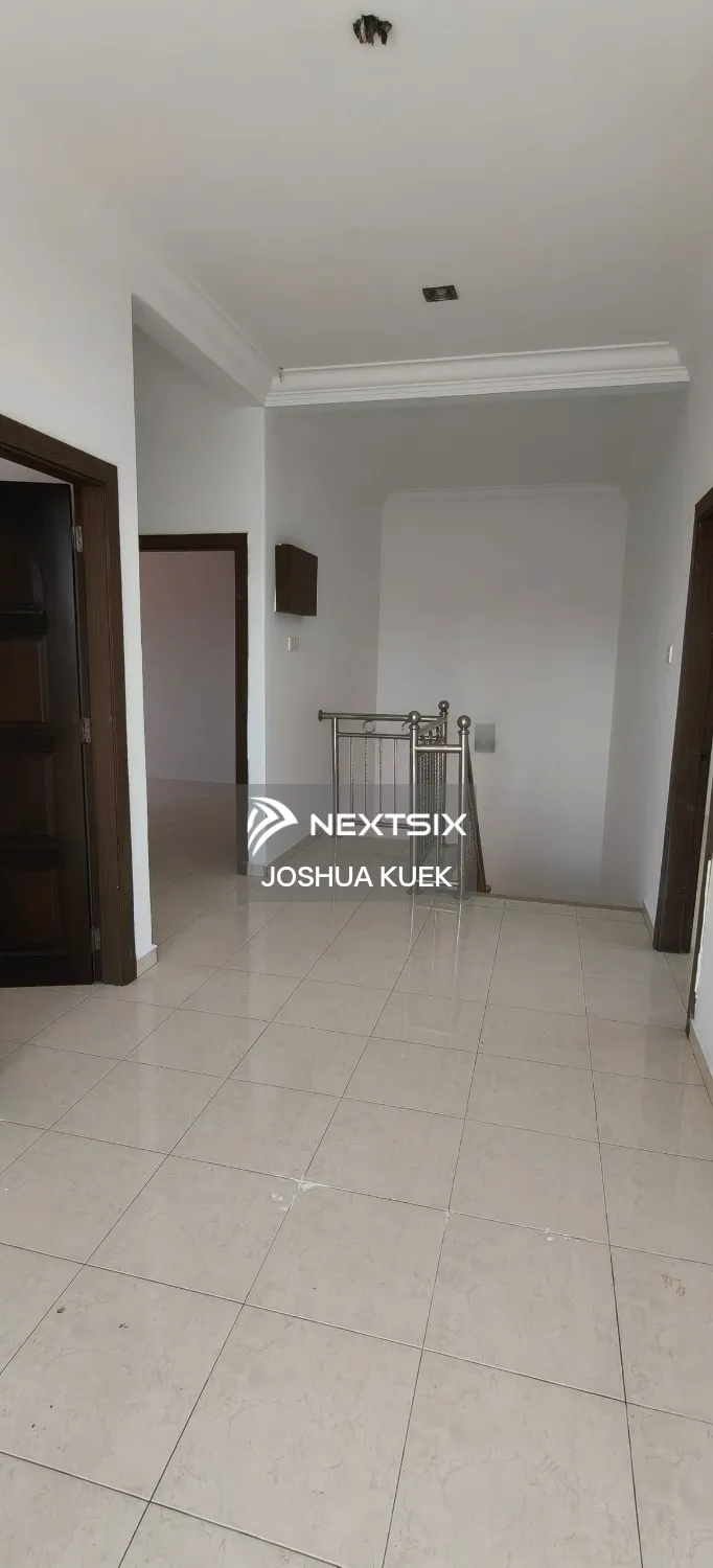 Semi-detached House For Sale in Sitiawan Perak - Image 6